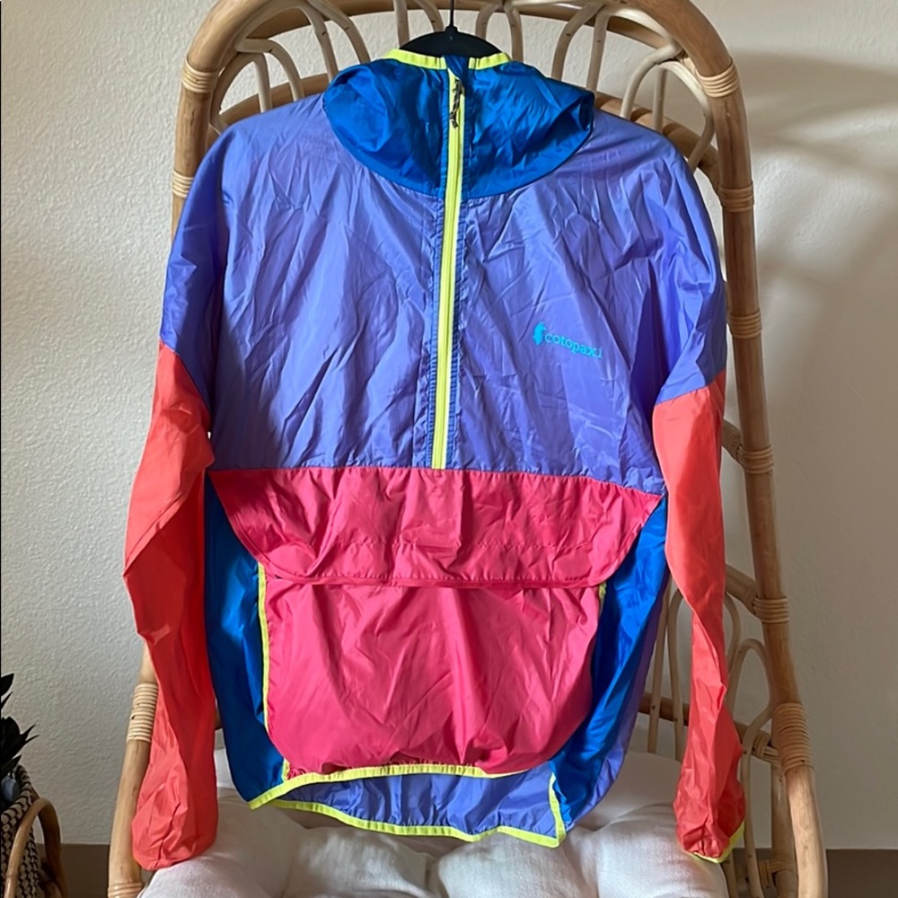 Cotopaxi windbreaker